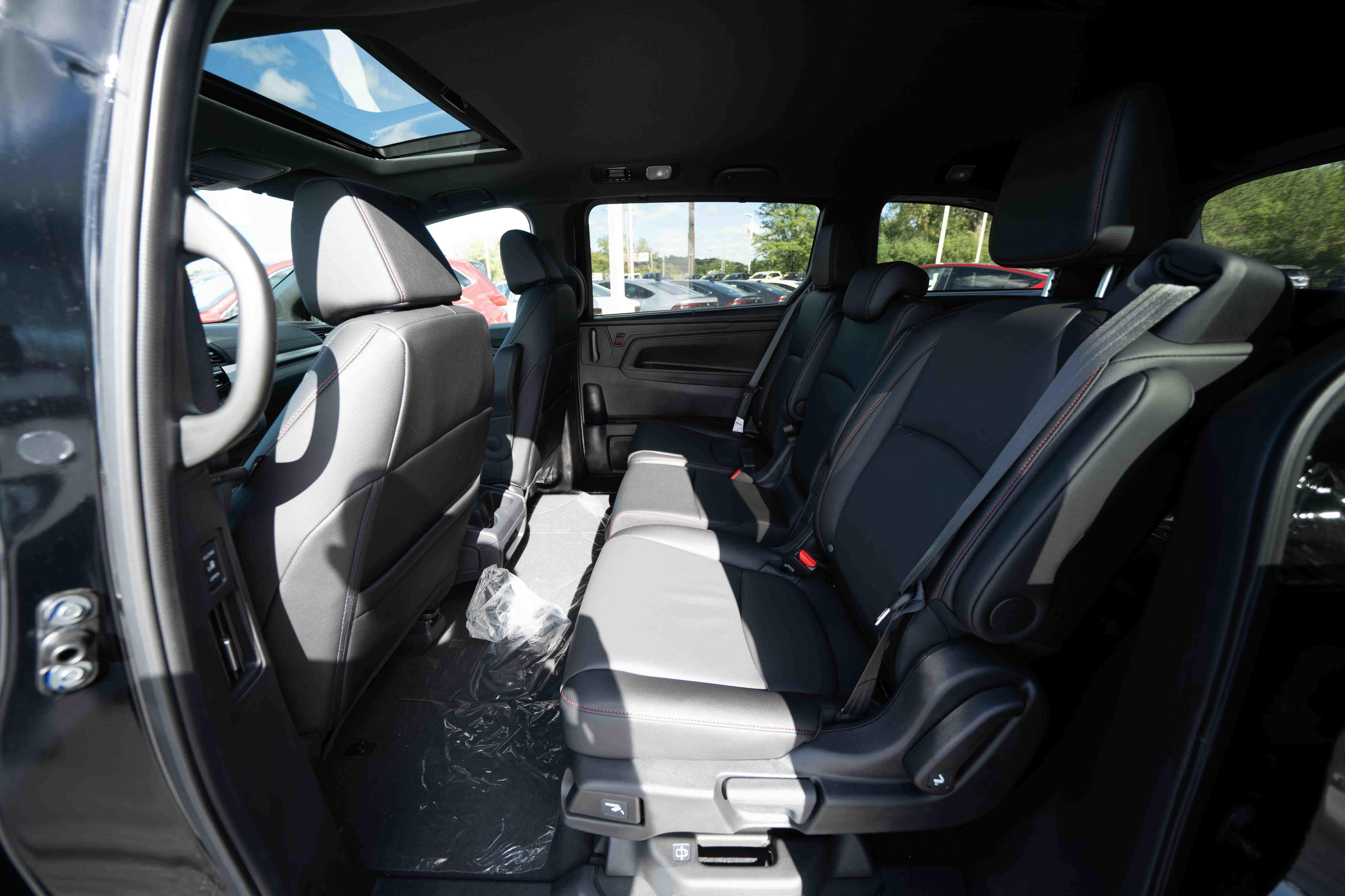 New 2026 Honda Odyssey Sport-L image 23