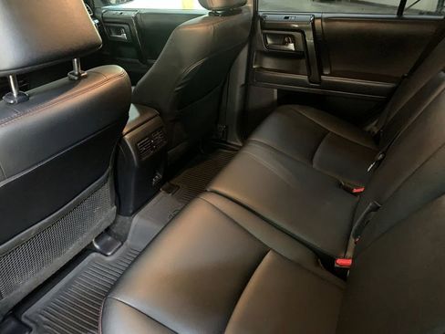 Used 2021 Toyota 4Runner TRD Off-Road Premium w/ Moonroof Package AWD/4WD image 14