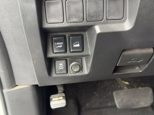 Used 2022 Nissan Frontier S AWD/4WD image 30
