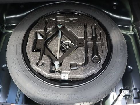 Used 2023 Genesis G70 2.0T image 24