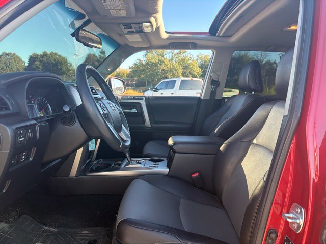 Used 2016 Toyota 4Runner SR5 Premium RWD image 9