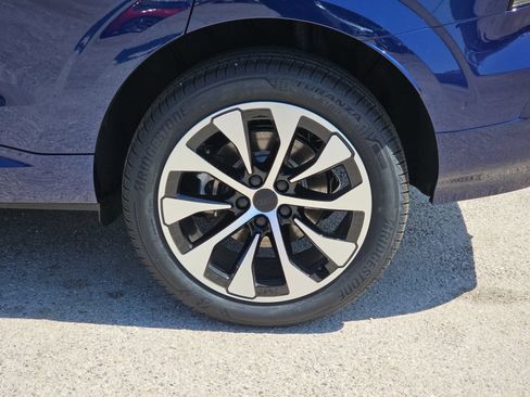 New 2026 Audi Q3 quattro 2.0T AWD/4WD image 36