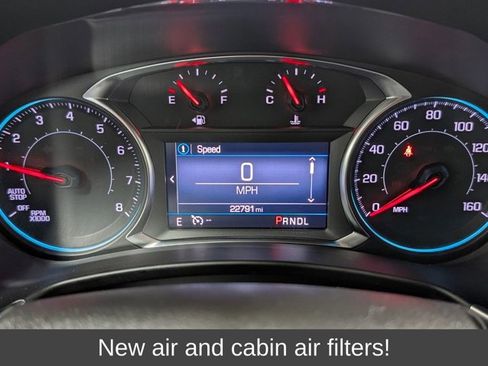 Used 2022 Chevrolet Equinox LT image 3