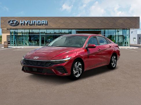New 2025 Hyundai Elantra SEL image 1
