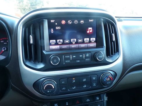 Used 2016 GMC Canyon SLT w/ Driver Alert Package image 12