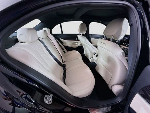 Used 2019 Mercedes-Benz E 300 image 31