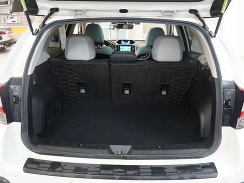 Used 2019 Subaru Crosstrek 2.0i Limited w/ Moonroof Package w/Navigation AWD/4WD image 12