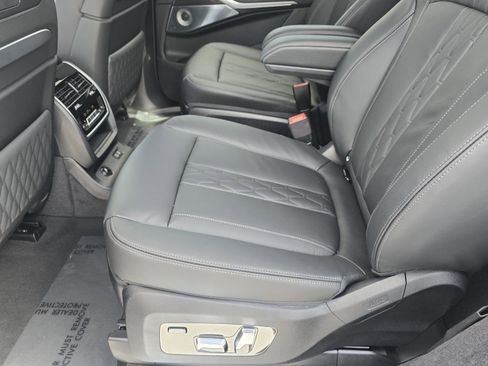 New 2026 BMW ALPINA XB7 image 13