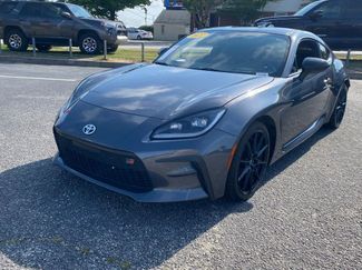 Used 2022 Toyota GR86 Premium w/ ALL Weather Mat Package (TMS) RWD video 2