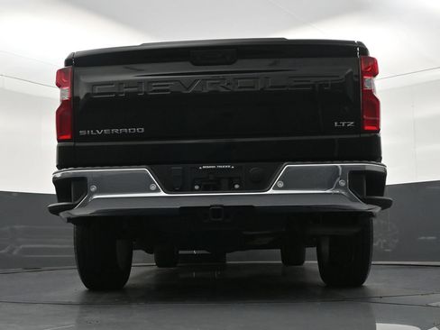 Used 2024 Chevrolet Silverado 1500 LTZ RWD image 21