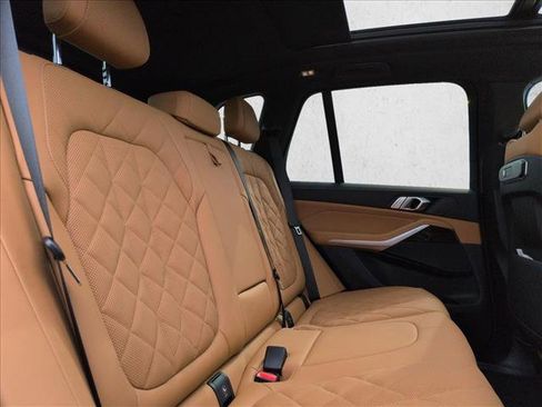Used 2025 BMW X5 xDrive40i image 22
