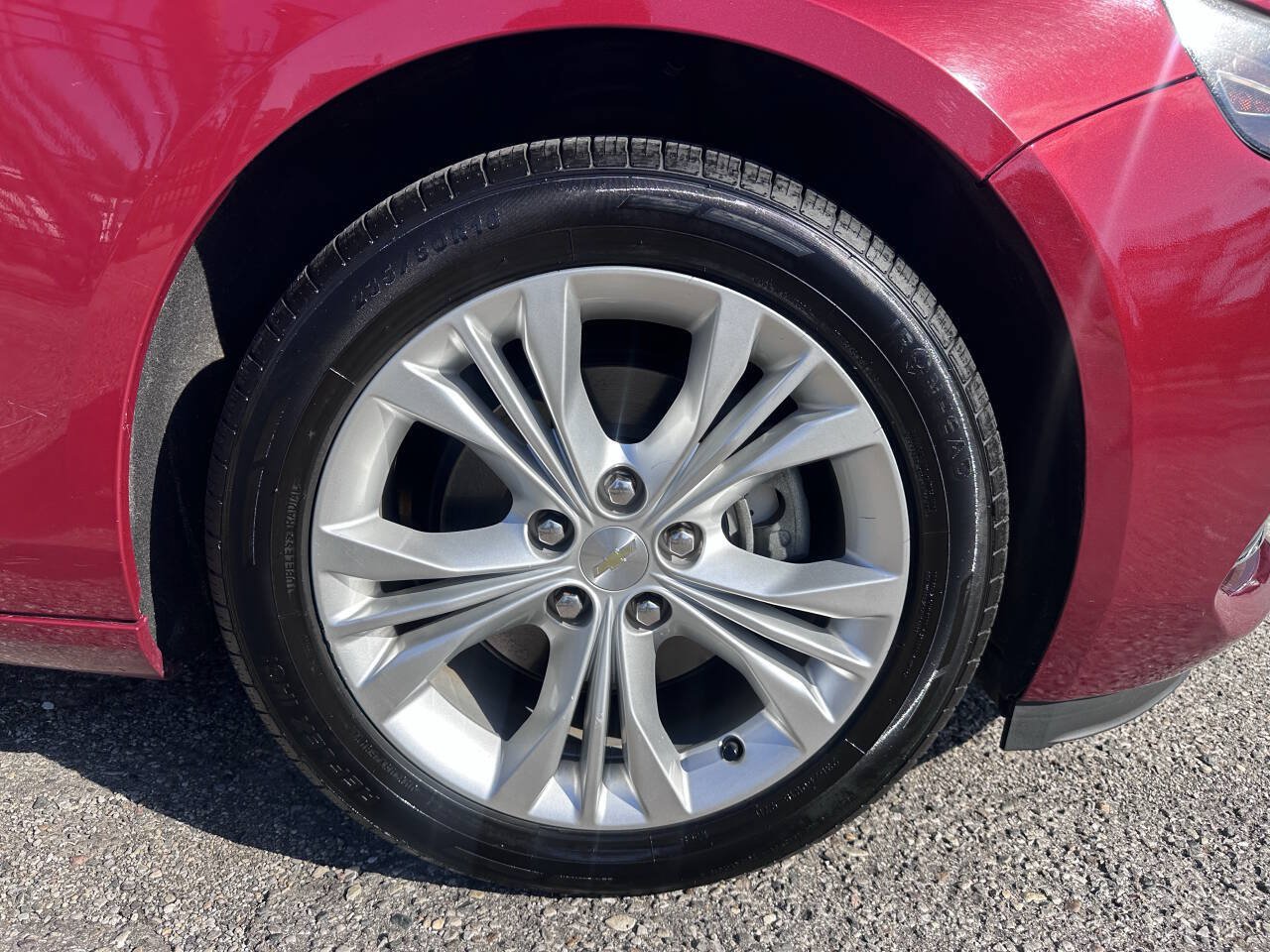 Used 2015 Chevrolet Impala LT w/ Convenience Package FWD image 2