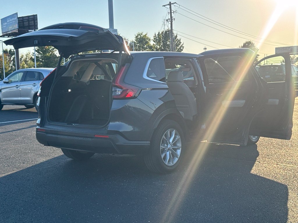 Used 2025 Honda CR-V EX-L image 12