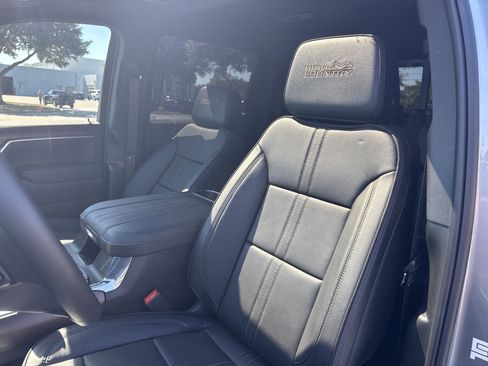 Used 2024 Chevrolet Silverado 1500 High Country w/ High Country Premium Package image 14