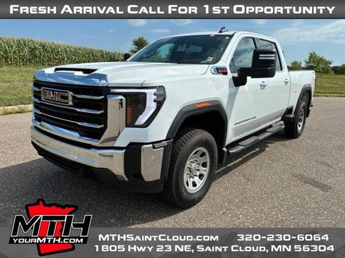 Used 2024 GMC Sierra 2500 SLE AWD/4WD image 4