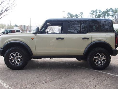 Certified 2025 Ford Bronco Badlands AWD/4WD image 4
