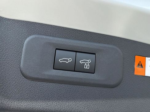 New 2026 Lexus NX 350 AWD image 33