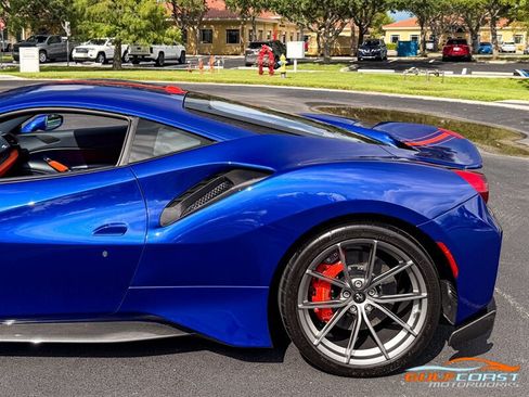 Used 2020 Ferrari 488 Pista Coupe RWD image 49