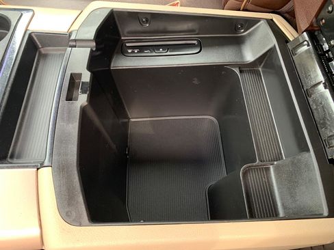 Used 2014 RAM 1500 Laramie Longhorn RWD image 17