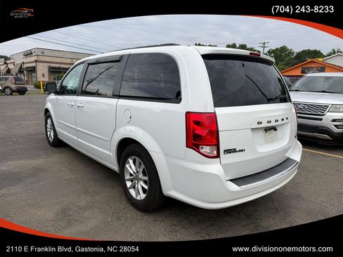 Used 2016 Dodge Grand Caravan SXT FWD image 6