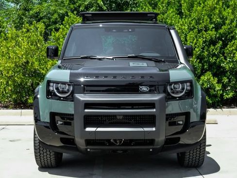 New 2026 Land Rover Defender 110 Trophy Edition AWD/4WD image 6