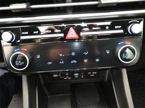 Used 2025 Hyundai Santa Cruz SEL image 4