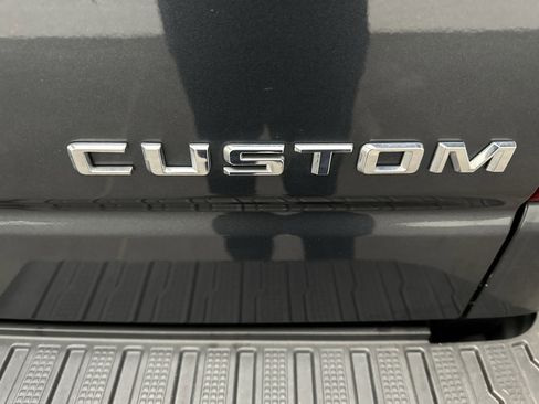 Used 2021 Chevrolet Silverado 1500 Custom image 11