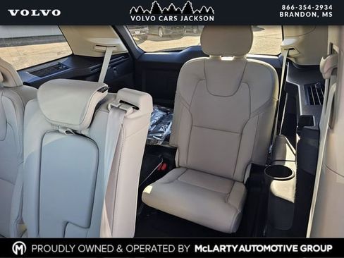 New 2026 Volvo XC90 B6 Ultra w/ Protection Package image 18
