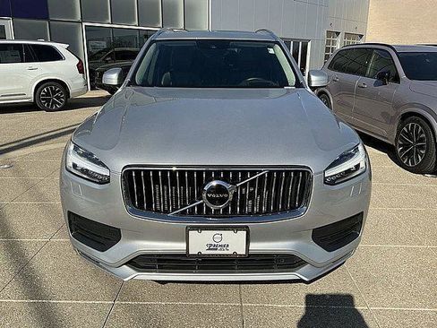 Used 2022 Volvo XC90 T6 Momentum w/ Advanced Package AWD/4WD image 12