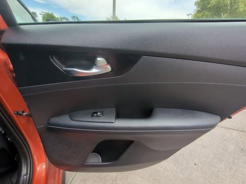 Used 2023 Kia Forte GT-Line w/ GT-Line Premium Package FWD image 28