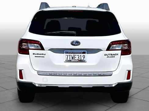 Used 2015 Subaru Outback 2.5i Premium AWD/4WD image 4