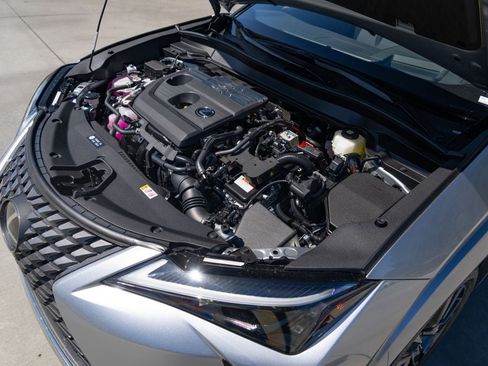 New 2026 Lexus UX 300h FWD image 4