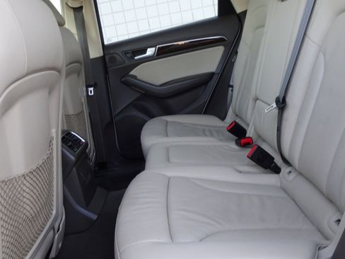 Used 2015 Audi Q5 2.0T Premium image 12