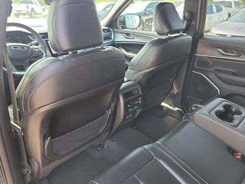 Used 2024 Jeep Grand Cherokee Limited 4xe AWD/4WD image 13