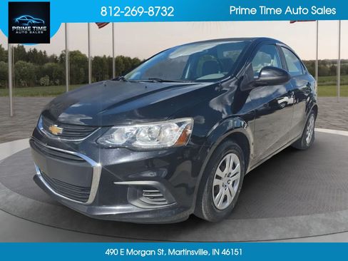 Used 2017 Chevrolet Sonic LS FWD image 1