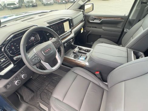 New 2026 GMC Sierra 1500 Elevation w/ Elevation Premium Package AWD/4WD image 18