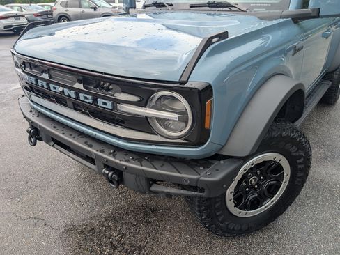 Used 2023 Ford Bronco Outer Banks w/ Sasquatch Package AWD/4WD image 13