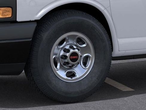 New 2025 GMC Savana 2500 w/ Driver Convenience Package image 36