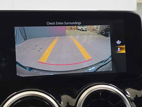 Certified 2022 Mercedes-Benz GLA 250 4MATIC image 29