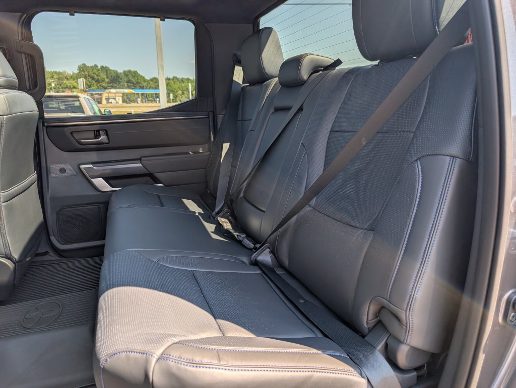 New 2026 Toyota Tundra Platinum w/ TRD Off-Road Package AWD/4WD image 31