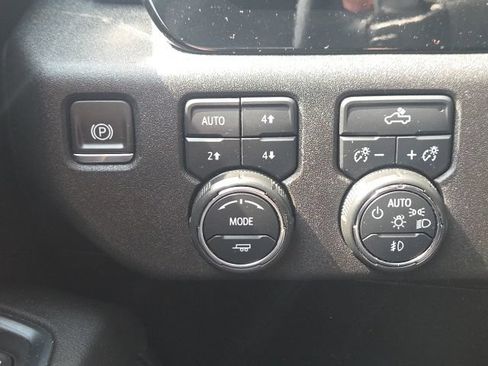 Used 2023 Chevrolet Silverado 1500 RST w/ Convenience Package II AWD/4WD image 24