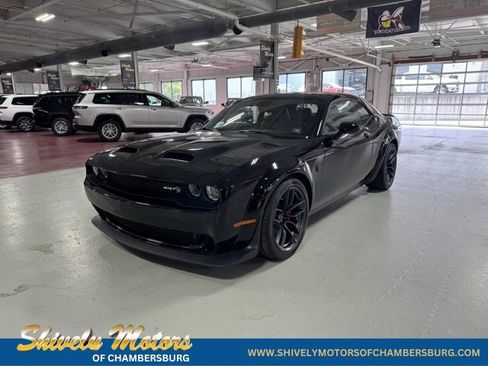 Used 2019 Dodge Challenger SRT Hellcat Redeye image 1