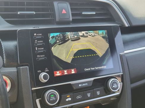 Used 2020 Honda Civic Sport image 21