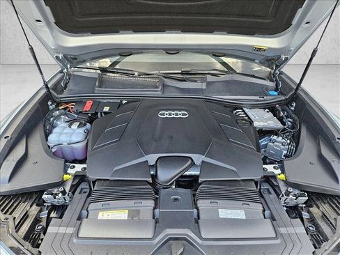 Certified 2025 Audi Q8 Premium Plus AWD/4WD image 26