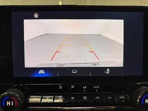 Used 2023 Chevrolet Colorado LT w/ LT Convenience Package image 28