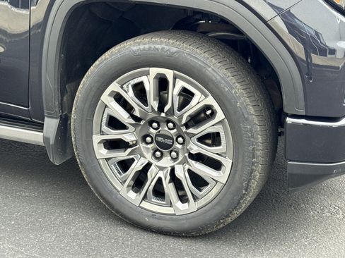 Certified 2023 GMC Sierra 1500 Denali Ultimate AWD/4WD image 6