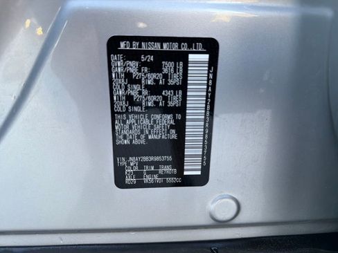 Used 2024 Nissan Armada SL w/ Captain's Chairs Package image 39