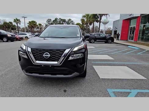 Used 2023 Nissan Rogue SV image 22