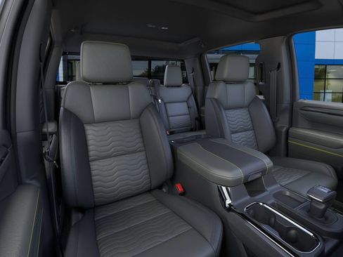 New 2026 Chevrolet Silverado 1500 ZR2 AWD/4WD image 16