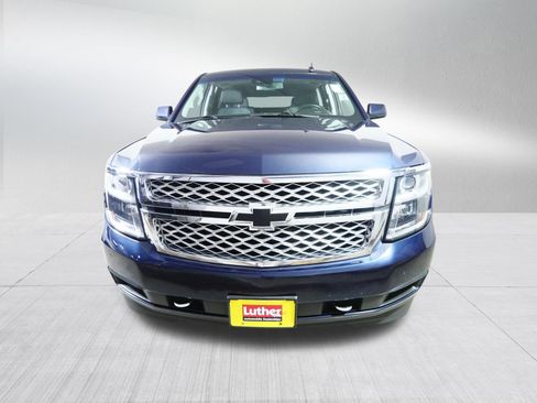 Used 2019 Chevrolet Tahoe LT w/ LT Signature Package AWD/4WD image 2